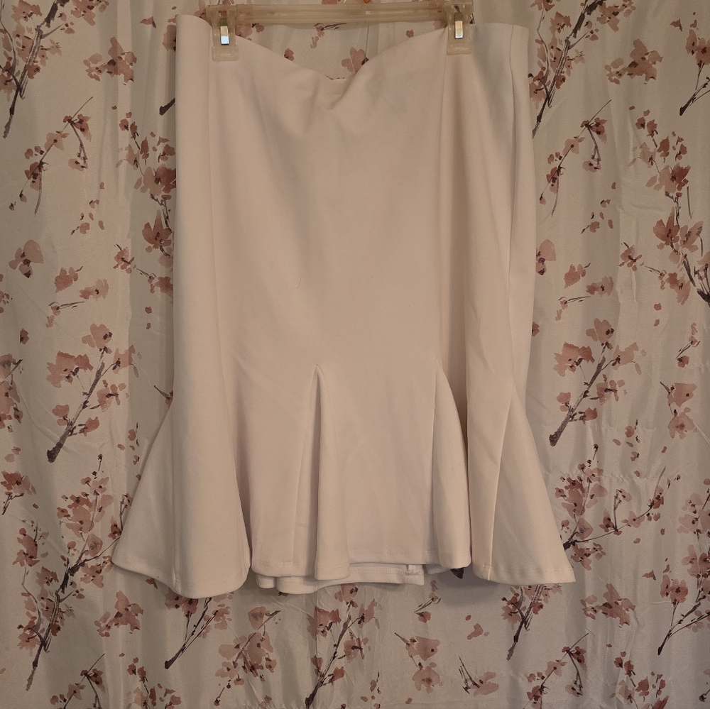 Elegant Cream Skirt